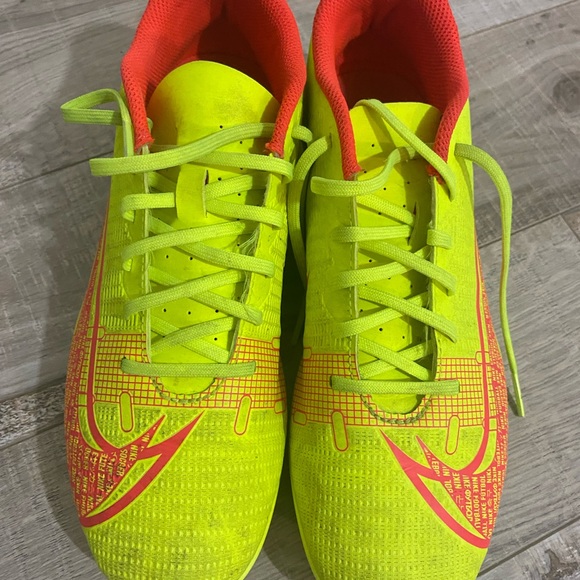 Nike Mercurial Vapor Size 7 U.S 6 UK Color Gellow - Picture 2 of 5